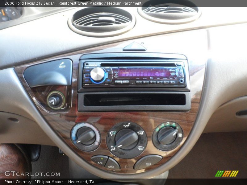 Controls of 2000 Focus ZTS Sedan