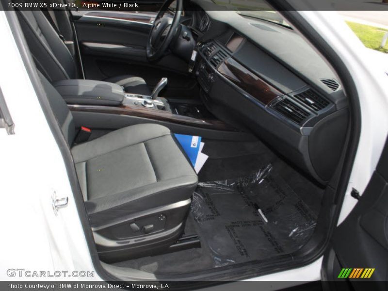 Alpine White / Black 2009 BMW X5 xDrive30i