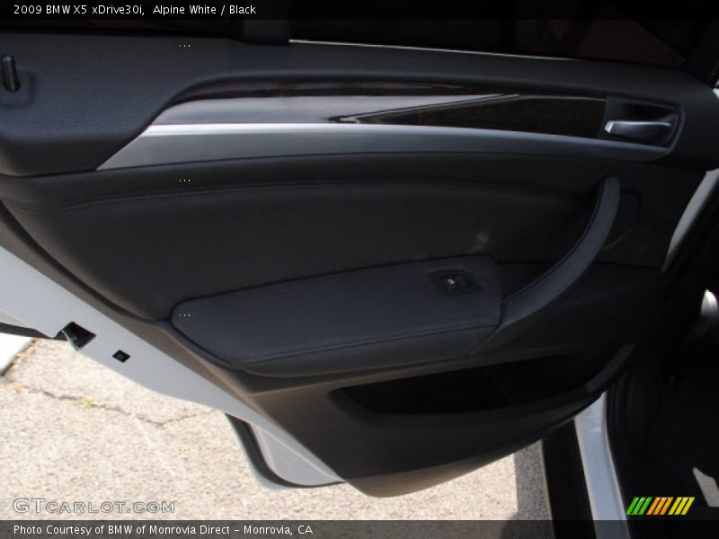 Alpine White / Black 2009 BMW X5 xDrive30i
