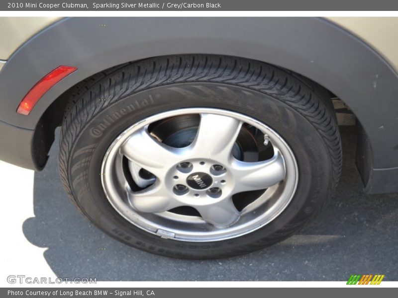 Sparkling Silver Metallic / Grey/Carbon Black 2010 Mini Cooper Clubman