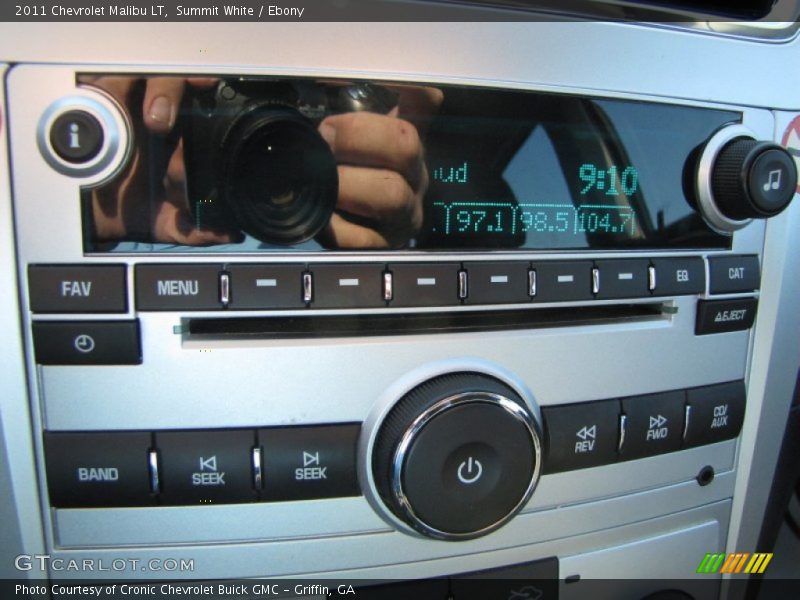 Summit White / Ebony 2011 Chevrolet Malibu LT