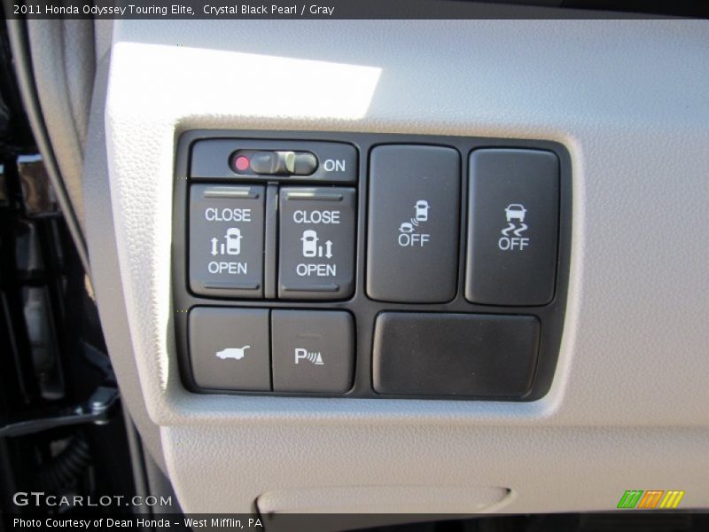 Crystal Black Pearl / Gray 2011 Honda Odyssey Touring Elite