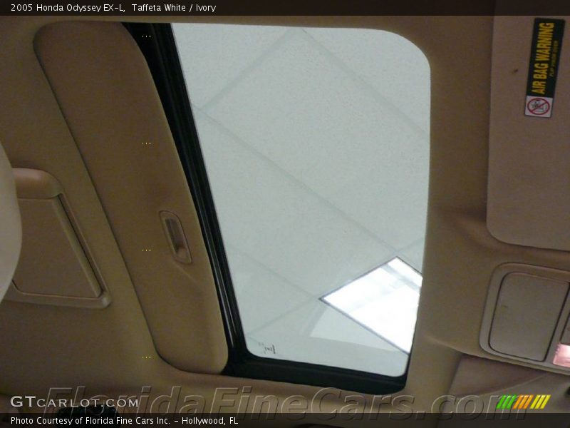 Taffeta White / Ivory 2005 Honda Odyssey EX-L