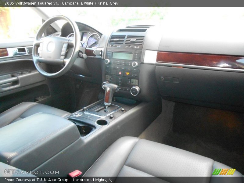 Campanella White / Kristal Grey 2005 Volkswagen Touareg V6