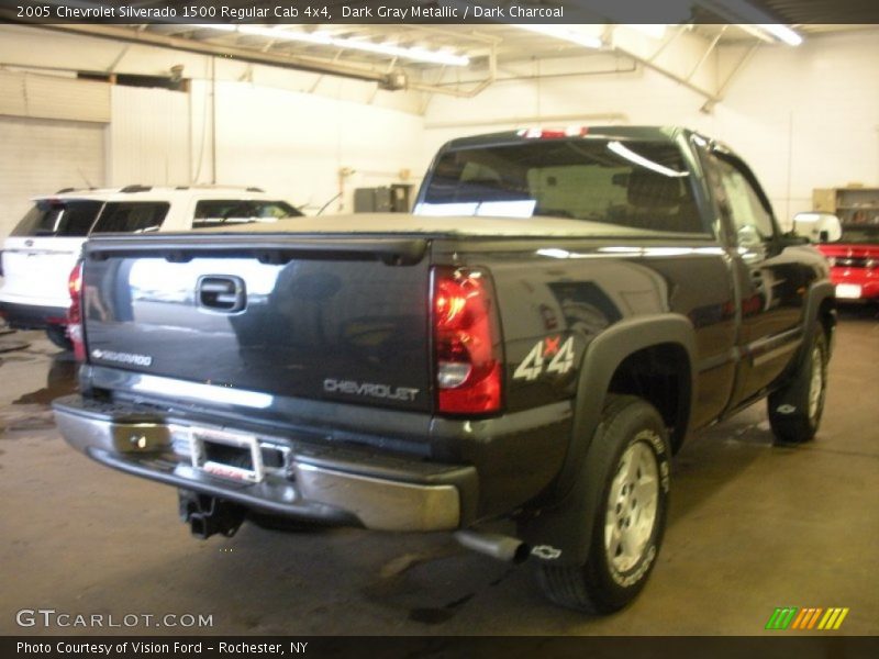 Dark Gray Metallic / Dark Charcoal 2005 Chevrolet Silverado 1500 Regular Cab 4x4