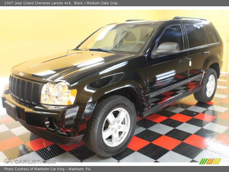 Black / Medium Slate Gray 2007 Jeep Grand Cherokee Laredo 4x4