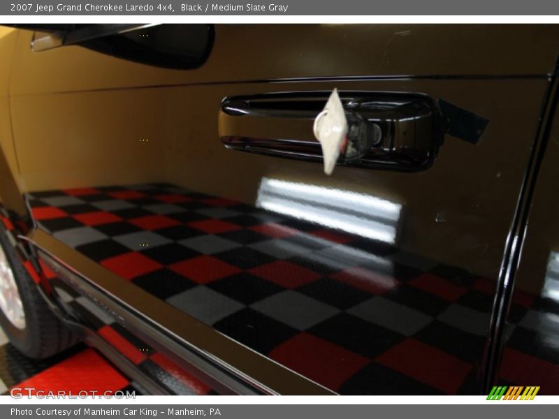 Black / Medium Slate Gray 2007 Jeep Grand Cherokee Laredo 4x4