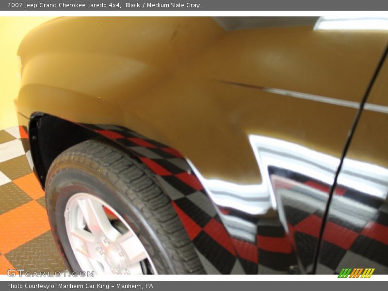 Black / Medium Slate Gray 2007 Jeep Grand Cherokee Laredo 4x4