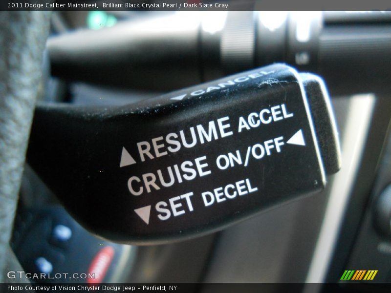 Brilliant Black Crystal Pearl / Dark Slate Gray 2011 Dodge Caliber Mainstreet