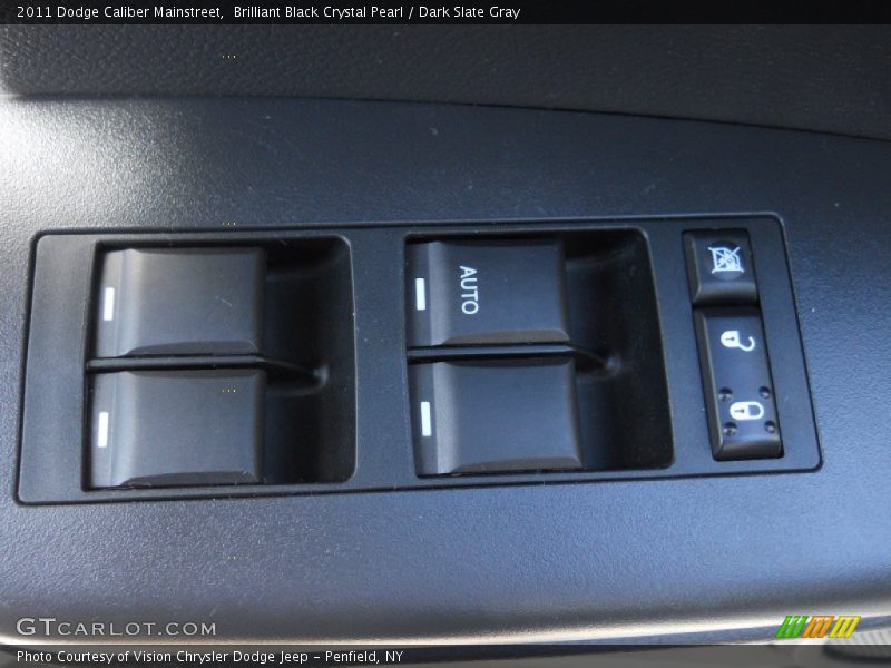 Brilliant Black Crystal Pearl / Dark Slate Gray 2011 Dodge Caliber Mainstreet