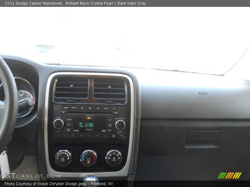 Brilliant Black Crystal Pearl / Dark Slate Gray 2011 Dodge Caliber Mainstreet