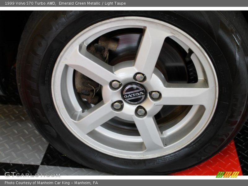 Emerald Green Metallic / Light Taupe 1999 Volvo S70 Turbo AWD