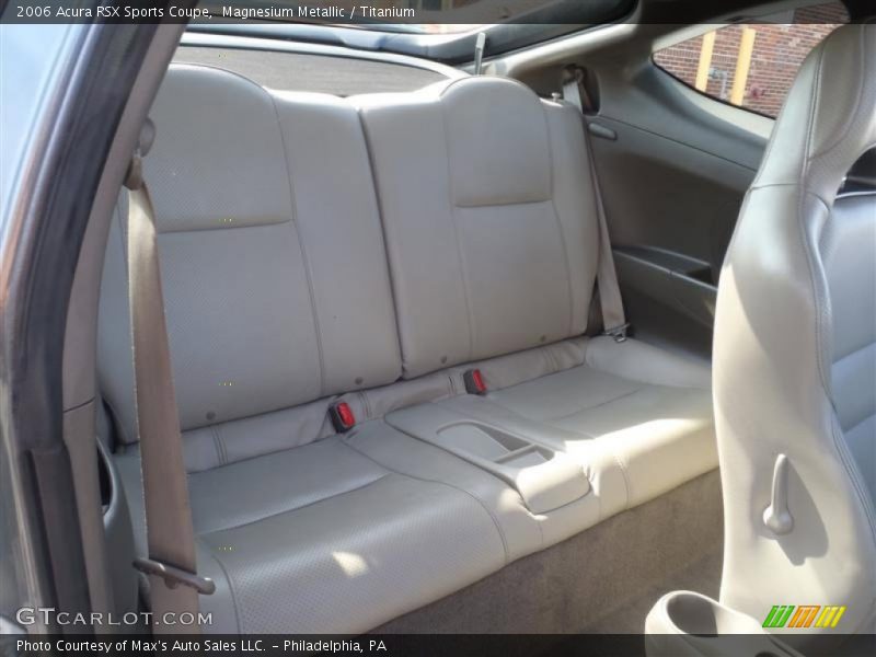  2006 RSX Sports Coupe Titanium Interior