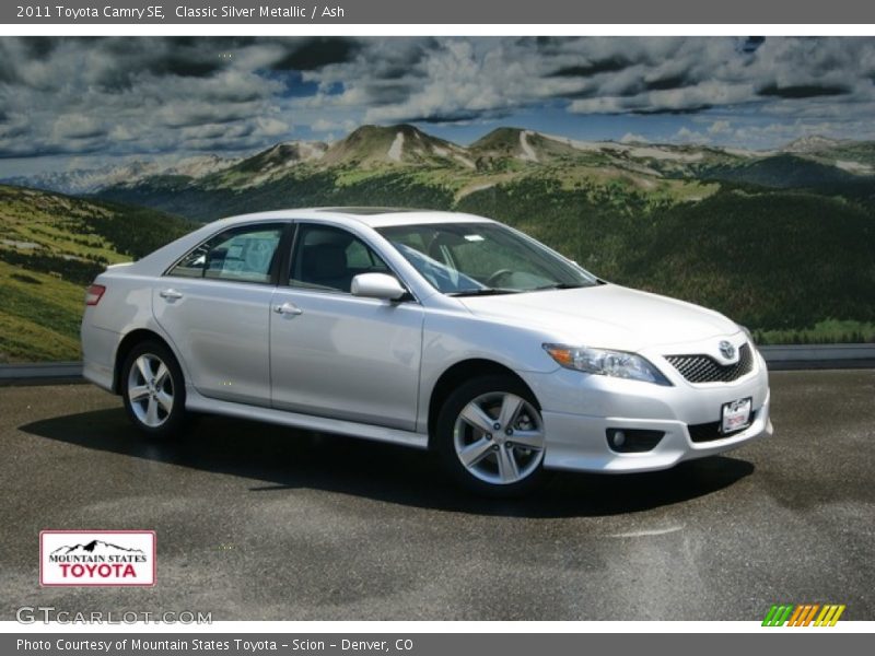 Classic Silver Metallic / Ash 2011 Toyota Camry SE