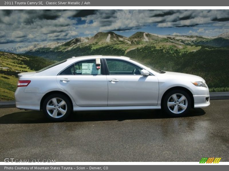 Classic Silver Metallic / Ash 2011 Toyota Camry SE