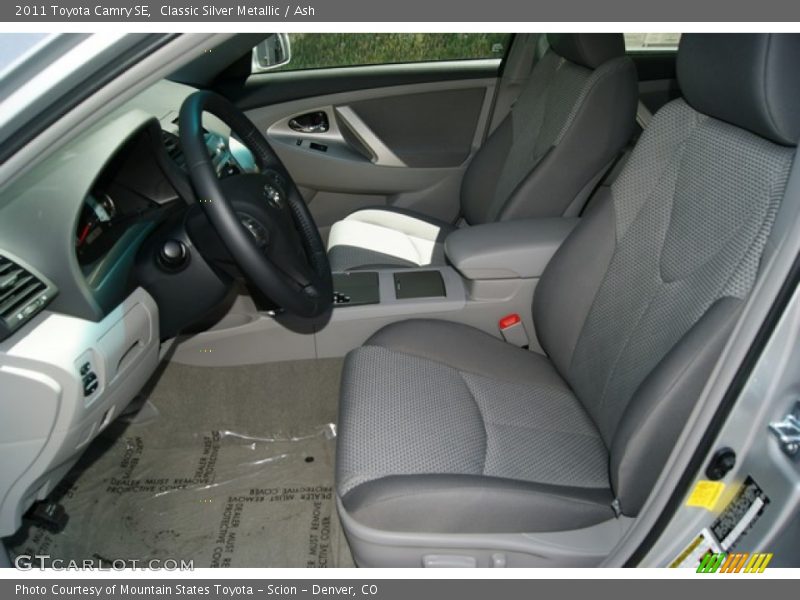 Classic Silver Metallic / Ash 2011 Toyota Camry SE