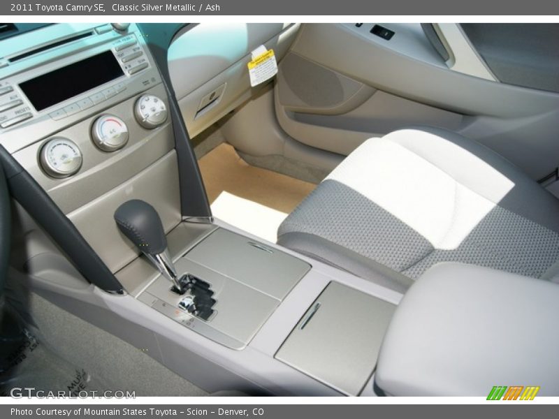 Classic Silver Metallic / Ash 2011 Toyota Camry SE