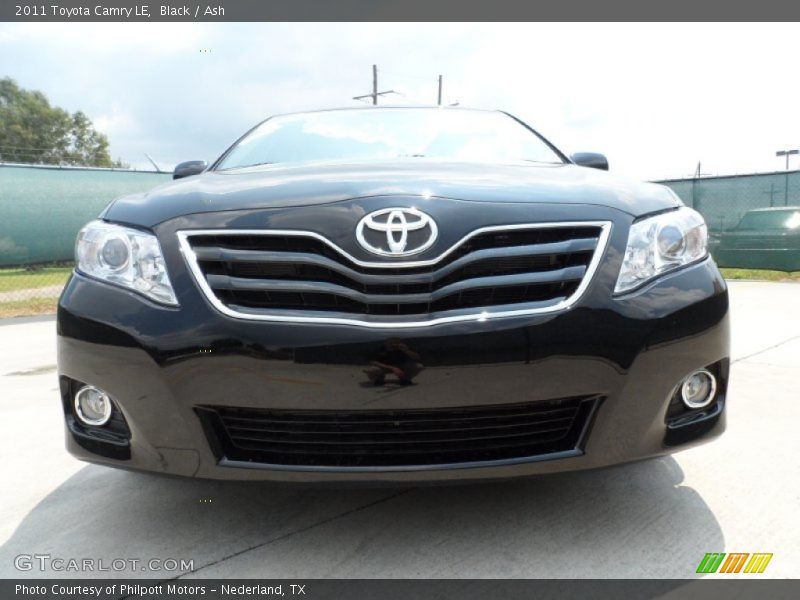 Black / Ash 2011 Toyota Camry LE