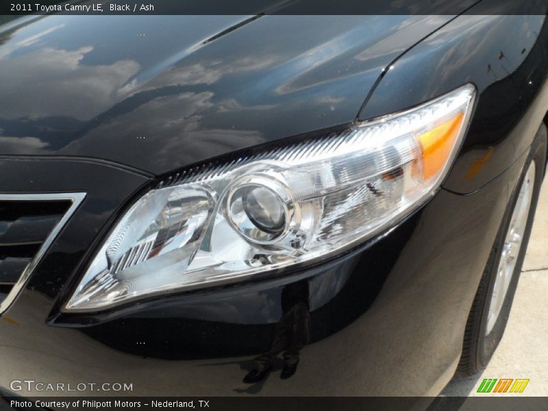 Black / Ash 2011 Toyota Camry LE