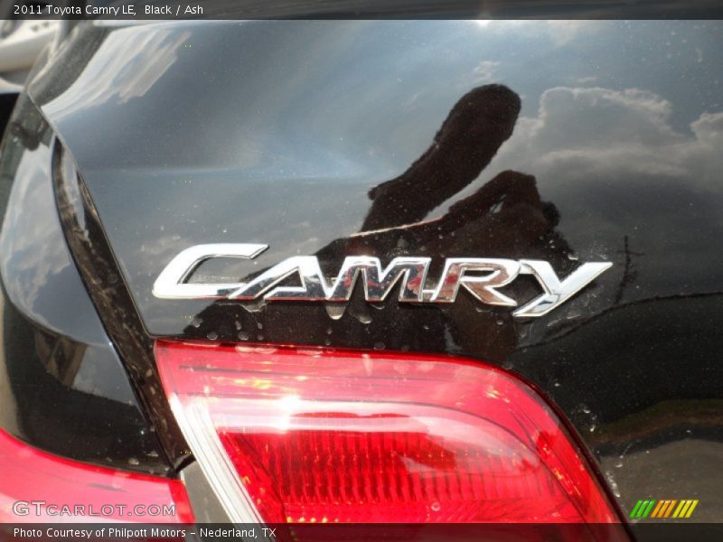 Black / Ash 2011 Toyota Camry LE
