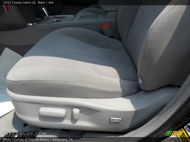 Black / Ash 2011 Toyota Camry LE