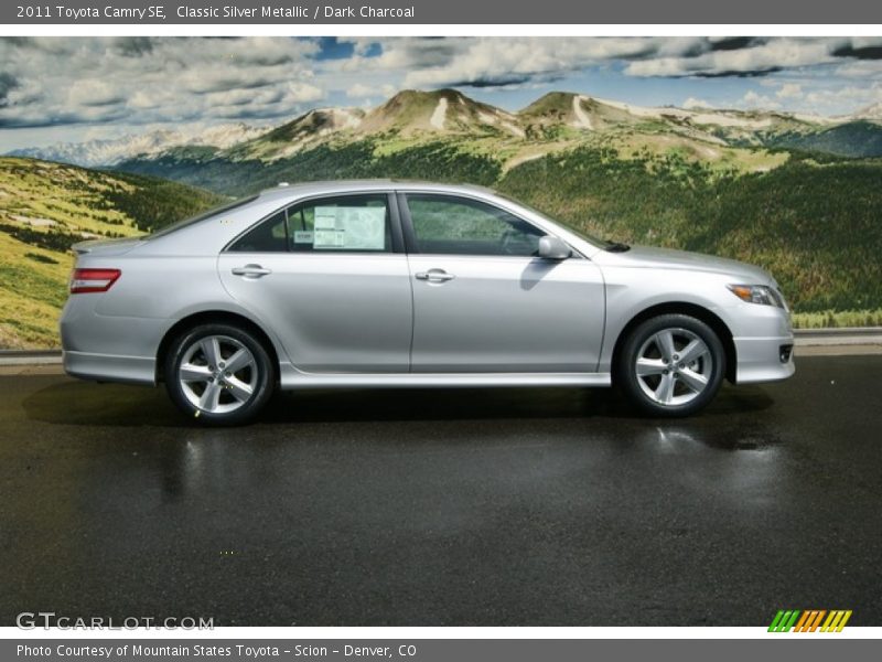 Classic Silver Metallic / Dark Charcoal 2011 Toyota Camry SE
