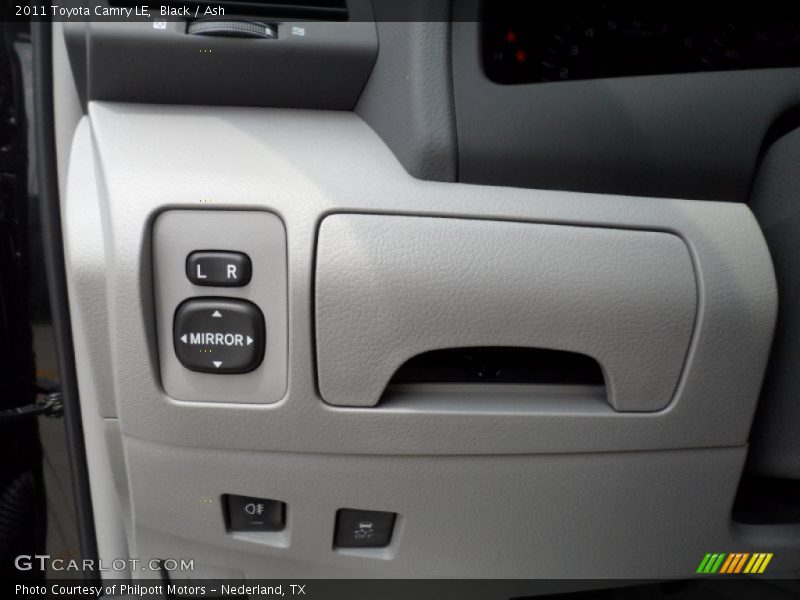 Black / Ash 2011 Toyota Camry LE