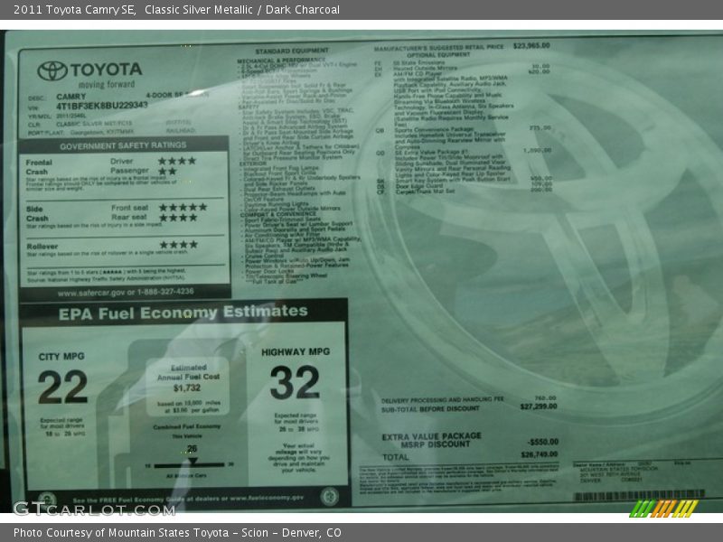 Classic Silver Metallic / Dark Charcoal 2011 Toyota Camry SE