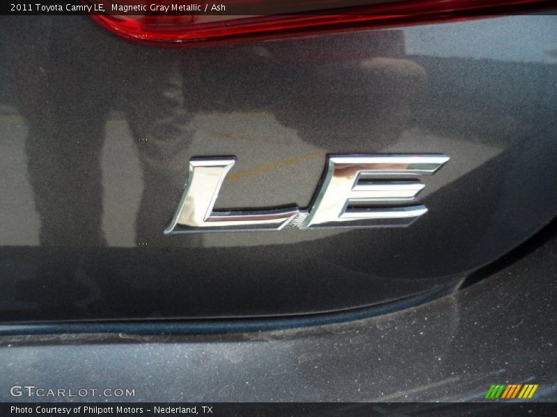 Magnetic Gray Metallic / Ash 2011 Toyota Camry LE