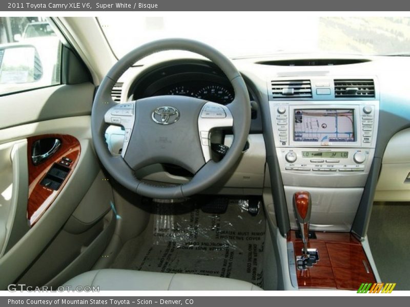 Super White / Bisque 2011 Toyota Camry XLE V6