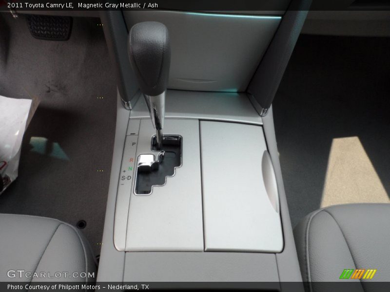 Magnetic Gray Metallic / Ash 2011 Toyota Camry LE