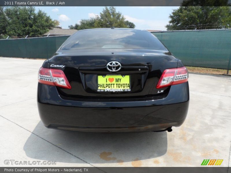 Black / Ash 2011 Toyota Camry LE