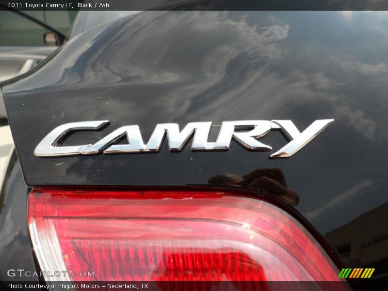 Black / Ash 2011 Toyota Camry LE