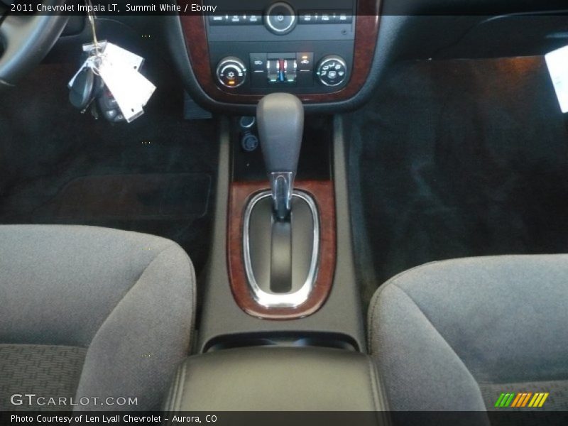 Summit White / Ebony 2011 Chevrolet Impala LT