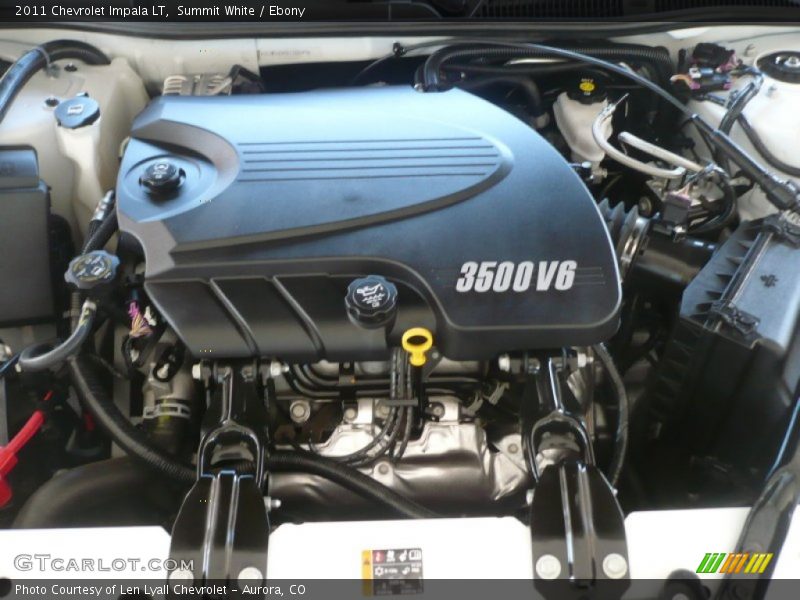 Summit White / Ebony 2011 Chevrolet Impala LT