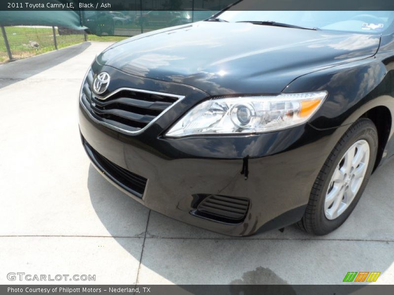 Black / Ash 2011 Toyota Camry LE