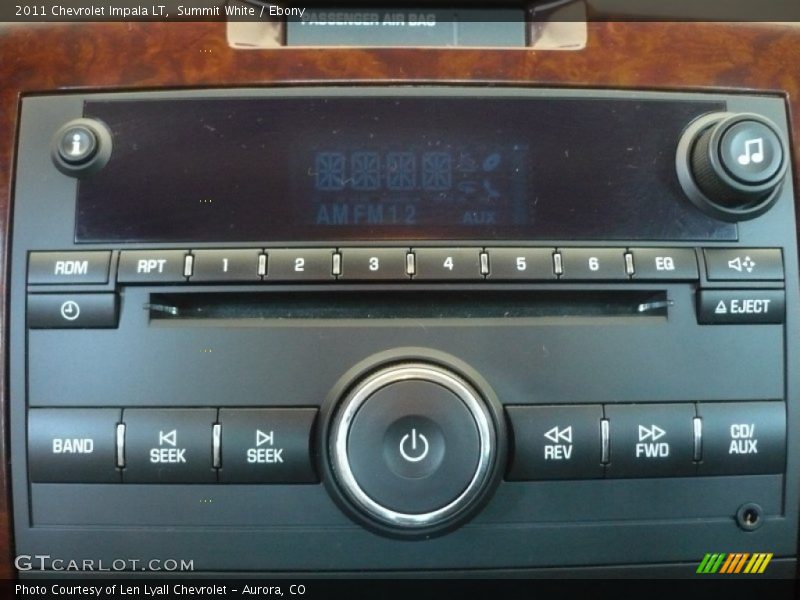 Summit White / Ebony 2011 Chevrolet Impala LT