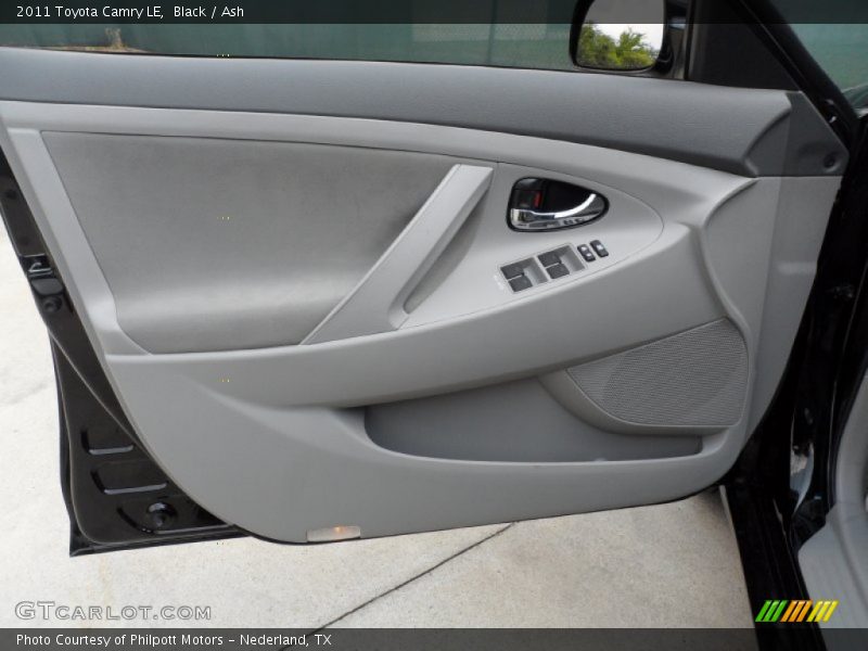 Black / Ash 2011 Toyota Camry LE