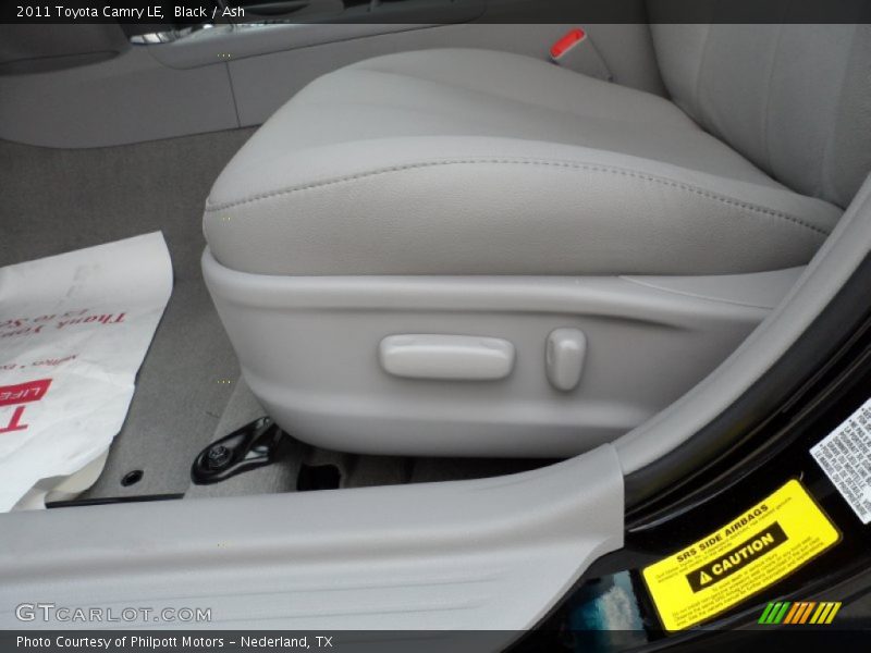 Black / Ash 2011 Toyota Camry LE