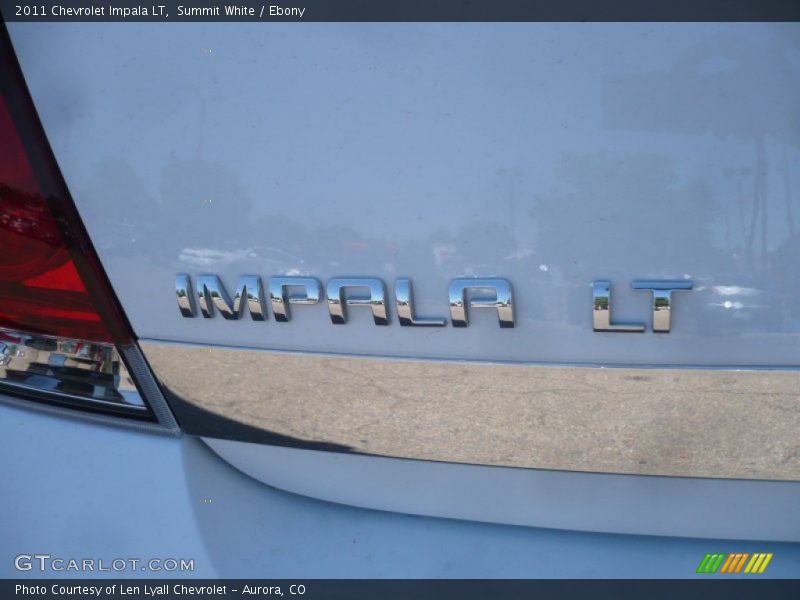 Summit White / Ebony 2011 Chevrolet Impala LT