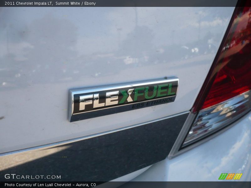 Summit White / Ebony 2011 Chevrolet Impala LT