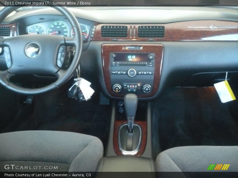 Summit White / Ebony 2011 Chevrolet Impala LT