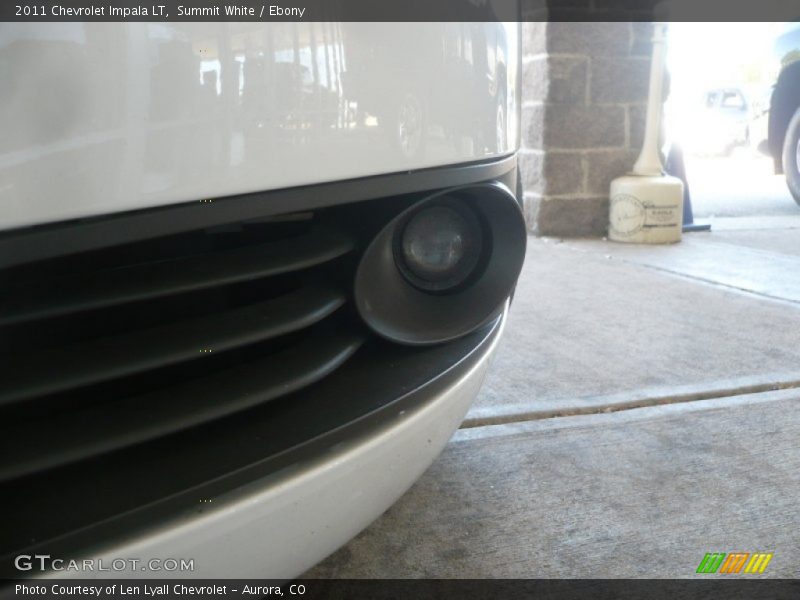 Summit White / Ebony 2011 Chevrolet Impala LT
