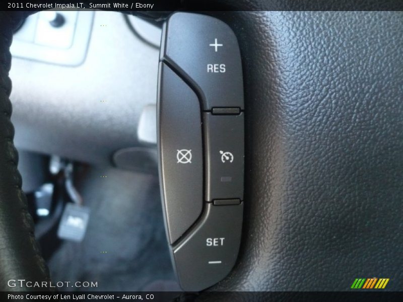 Summit White / Ebony 2011 Chevrolet Impala LT