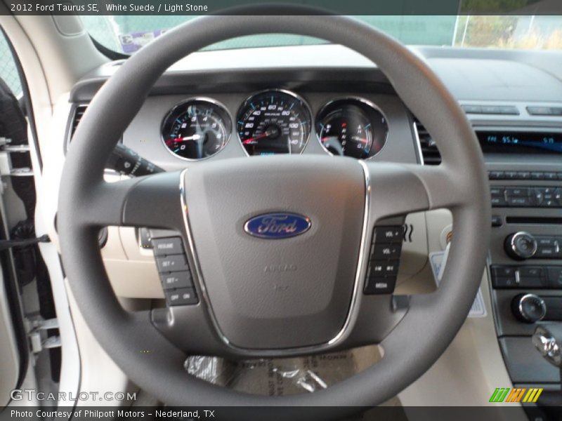  2012 Taurus SE Steering Wheel