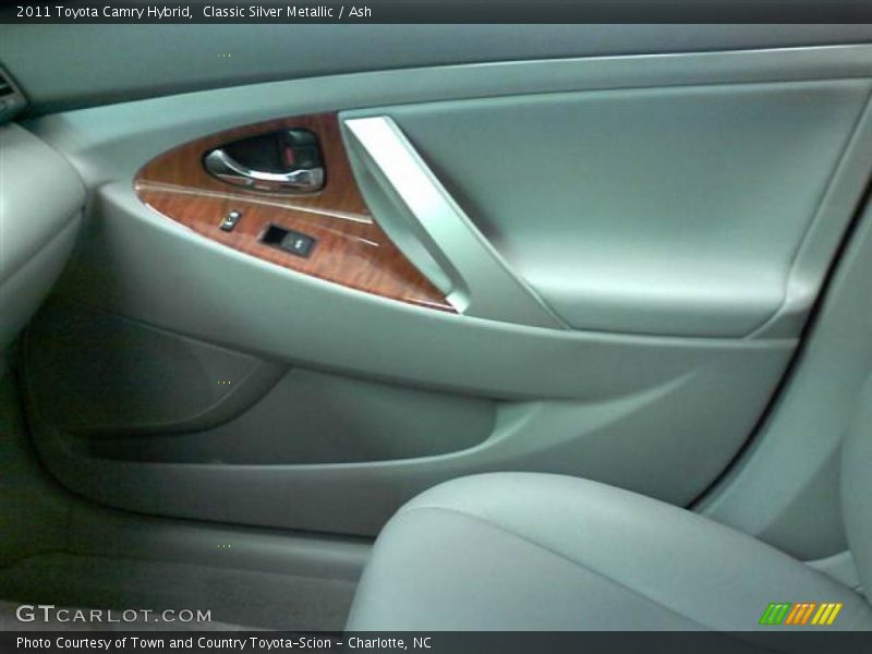 Classic Silver Metallic / Ash 2011 Toyota Camry Hybrid
