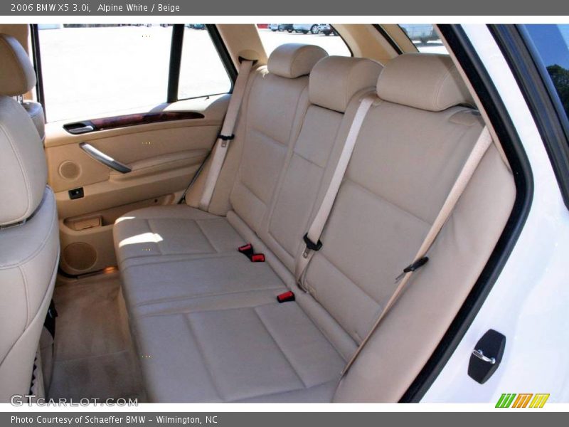 Alpine White / Beige 2006 BMW X5 3.0i