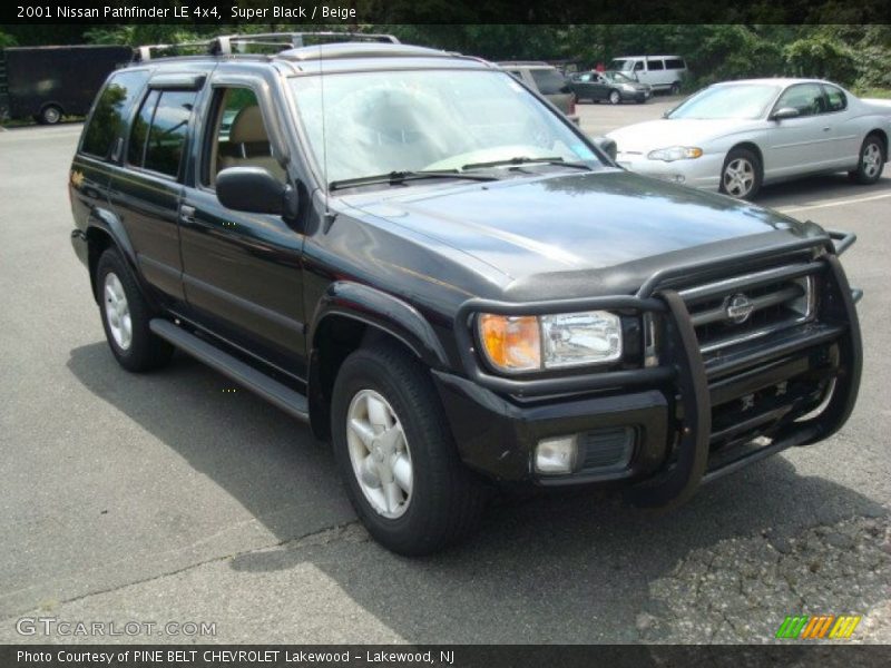 Super Black / Beige 2001 Nissan Pathfinder LE 4x4