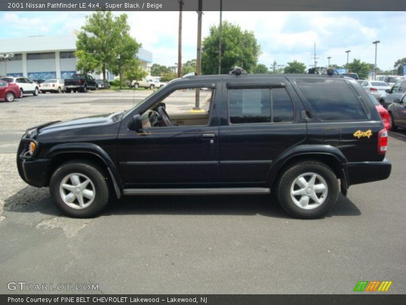 Super Black / Beige 2001 Nissan Pathfinder LE 4x4