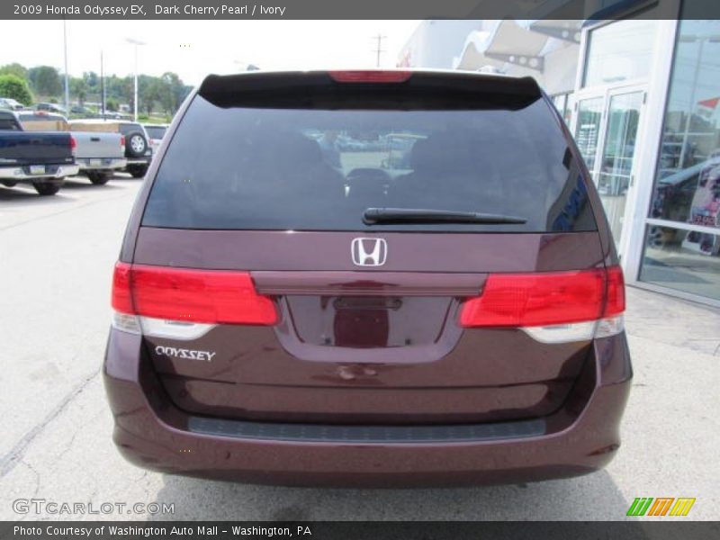 Dark Cherry Pearl / Ivory 2009 Honda Odyssey EX
